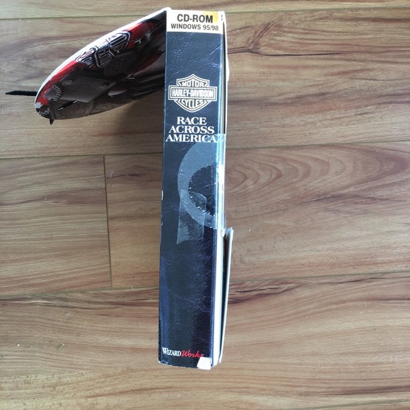 Harley-Davidson RaceAcross America CD with Manual - Picture 4 of 12
